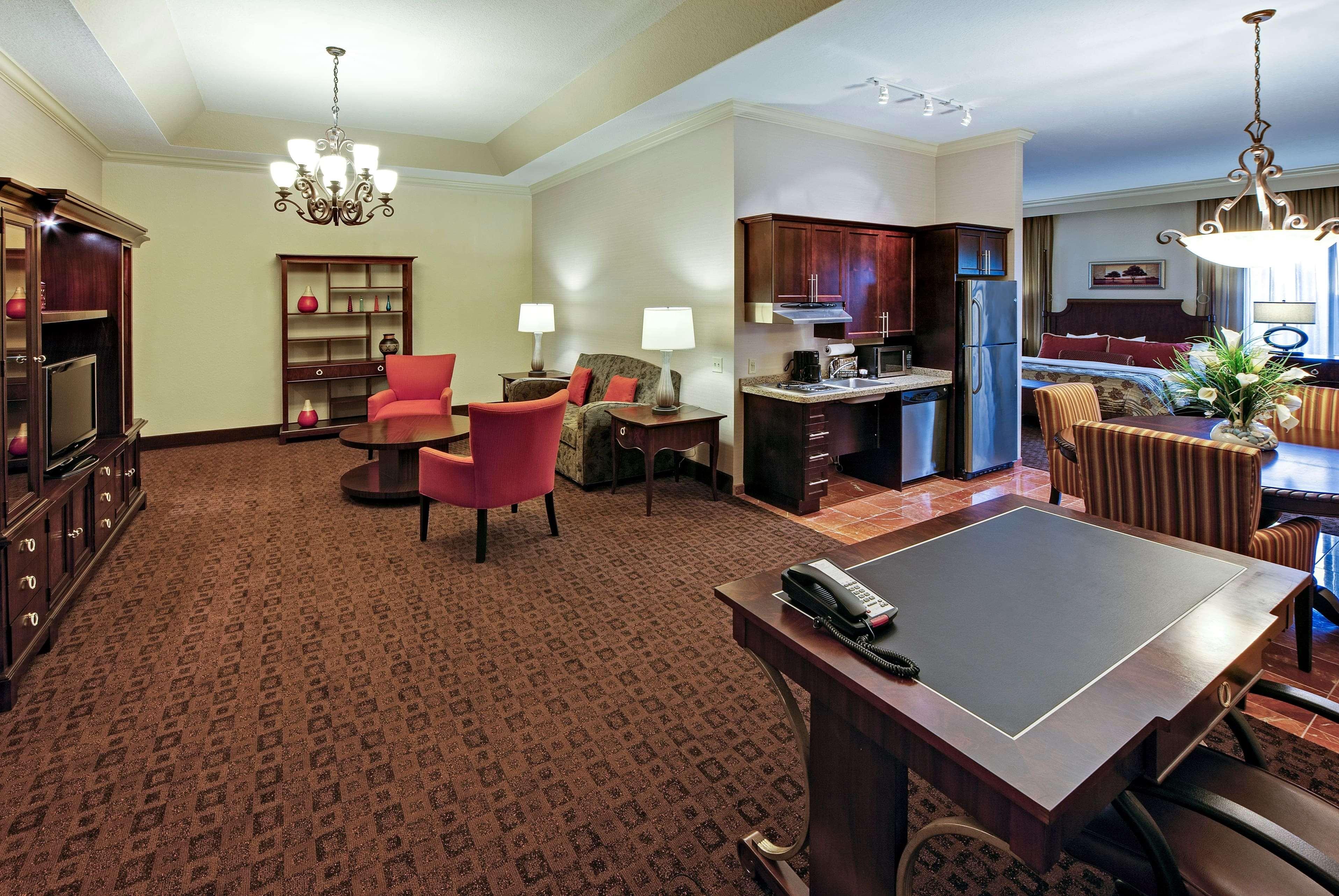 Hawthorn Extended Stay By Wyndham West Palm Beach Exterior photo